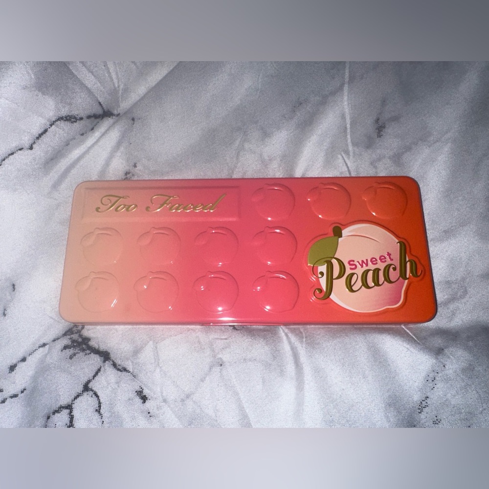Too Faced Sweet Peach Eyeshadow Pallet